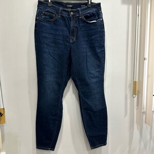 Dark skinny fit Judy Blue Jeans